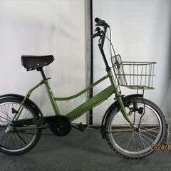 Ｄ331　★　12800円★　ミニベロ中古自転車 アサヒ　グリーン　3段変速付き【20インチ 】