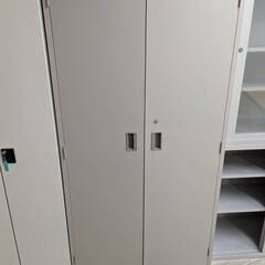 ロッカー(両扉）の画像