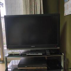 テレビ 東芝　REGZA