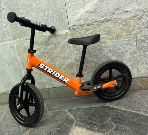 ストライダー スポーツモデル 12インチ オレンジ 美品