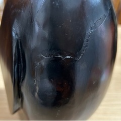 木製のペンギンのオブジェの画像