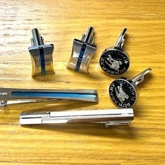 コムサ&バーバリーブラックレーベル　カフスとネクタイピン