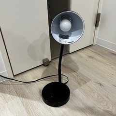 （決まりました）デスクライト　ニトリ