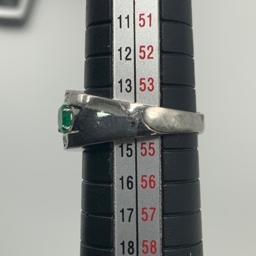K18WG 18金　ホワイトゴールド　エメラルド　ダイヤモンド　指輪　7.1g 約14号