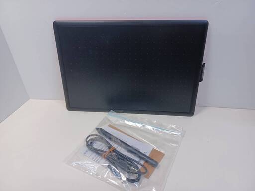 One by Wacom ペンタブレット CTL-672