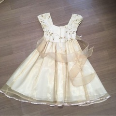 子ども　ドレス　120cm 結婚式　衣装の画像