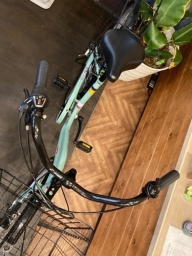【チェーン新品！】6段変速　26インチ自転車　マットエメラルド