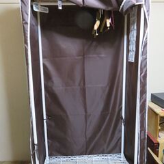 洋服掛け　家まで取りに来ていただける方