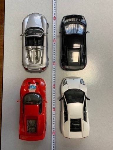 外車ミニカー
