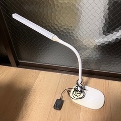 無料　電気スタンド　0円　2/27までの画像
