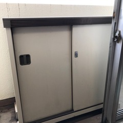 イナバ物置