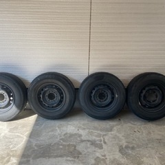 ハイエース純正ホイール・タイヤセット195/80R15 
