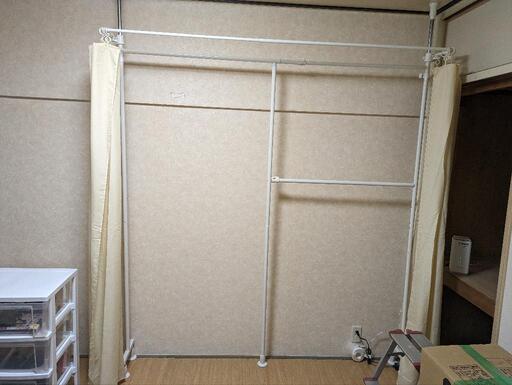 つっぱりタイプ　大至急　ワードローブ