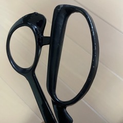 相談中ー裁ち鋏　はさみ　ハサミの画像