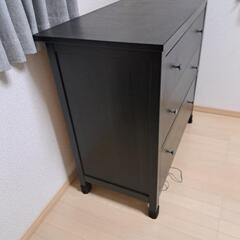 IKEA タンス　収納棚の画像