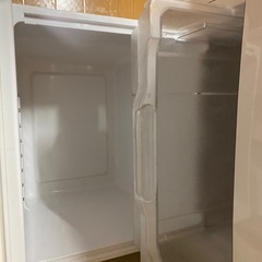 洗濯機と冷蔵庫の画像