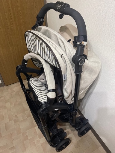 コンビ A型ベビーカーとカバー