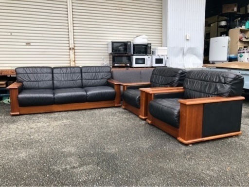 福岡市内配送無料　5人掛けソファ