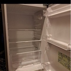 【急募】単身冷蔵庫2/24の12時頃までに引き取りできる方お願いします！！の画像