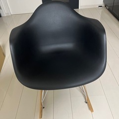 ほぼ新品！北欧イームズチェア　ロッキングチェア