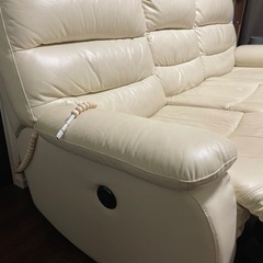 電動リクライニングソファ　カウレザー　3人掛けの画像