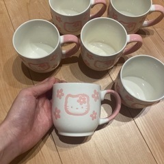 キティちゃんのコップ　新品の画像