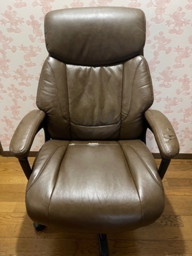 エグゼクティブチェア　エスパーダ　ナフコ　在宅ワーク　椅子