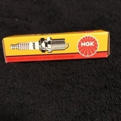 CR8E NGK プラグの画像