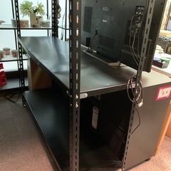 あげます。スチール棚・黒