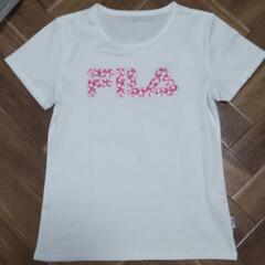 fila フィラ FILA 美品 スポーツウェア 白地にピンクのかわいいTシャツの画像