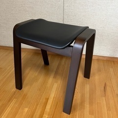 木製スツール