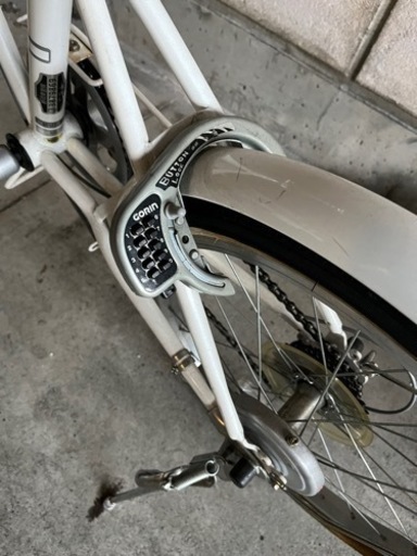 【お買得‼️】折りたたみ自転車　ホワイト　6段変速