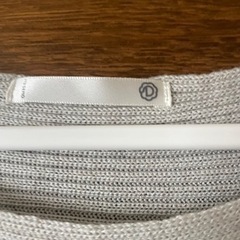 薄手のセーターの画像