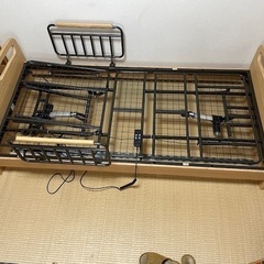  ニトリ　電動シングルベッドフレーム(ライズ2 2M-F/LBR)の画像