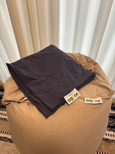 中古品　ヨギボーMAX ベージュ・替えカバー2枚付き