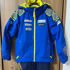 スキーウェア　140cm　(135-145cm）　ヘルメット　グローブ　セットの画像