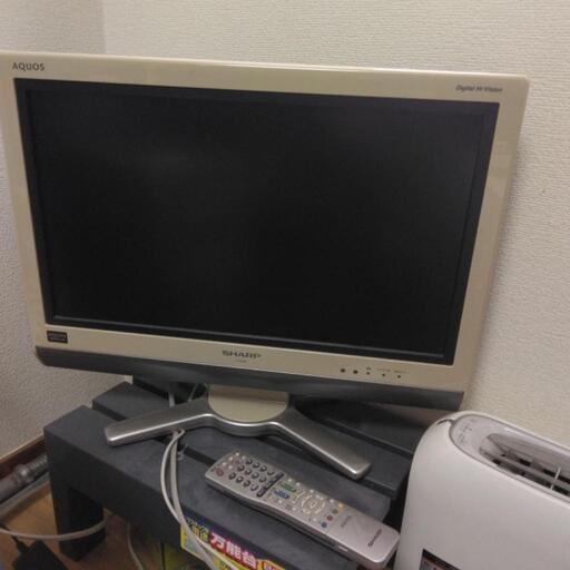 SHARP AQUOS　LC-20D30　20インチ