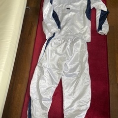 【商談中】【値下げ】新品　asics スポーツトレーナー　Lサイズの画像