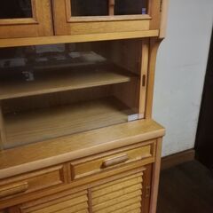 ★値下げ 3,000円(税込)！　■No.05 ★ 食器棚 幅120cm 高さ200cmの画像