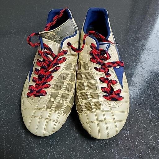 ミズノのサッカーのスパイク
