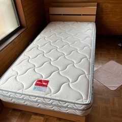 (決まりました)フランスベット　宮付　シングル　美品