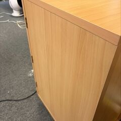 【価格最終値引き】鍵付き　A4　書庫　デスクの下に入ります。　HR114　14:30－15時ころ締切の画像