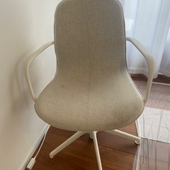 IKEAデスクワーク用チェア