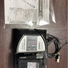 日立　電動草刈り機　草刈機　バッテリー充電機付きの画像