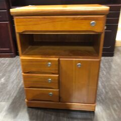 全段鍵付き天然木便利収納