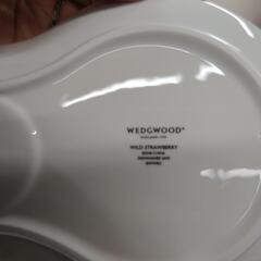 WEDGWOOD ワイルドストロベリー カップ&ソーサーの画像