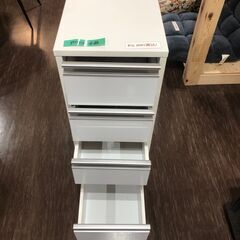 サイドチェストの画像