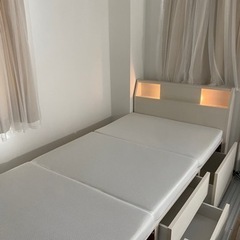 【引き渡し先決定しました】ニトリ　収納付きベッド（マットレス付き...