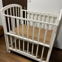 カトージ ベビーベッド ミニ