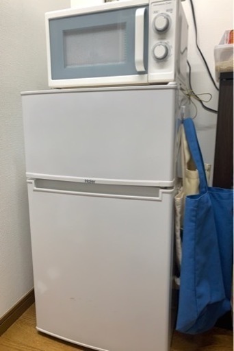 冷蔵庫と電子レンジの家電セット